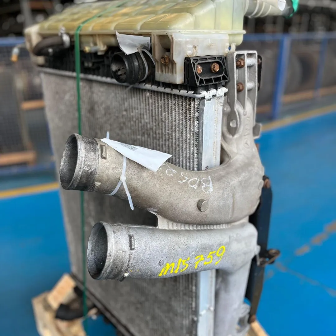 RADIADOR ÁGUA MB AXOR 1933 4