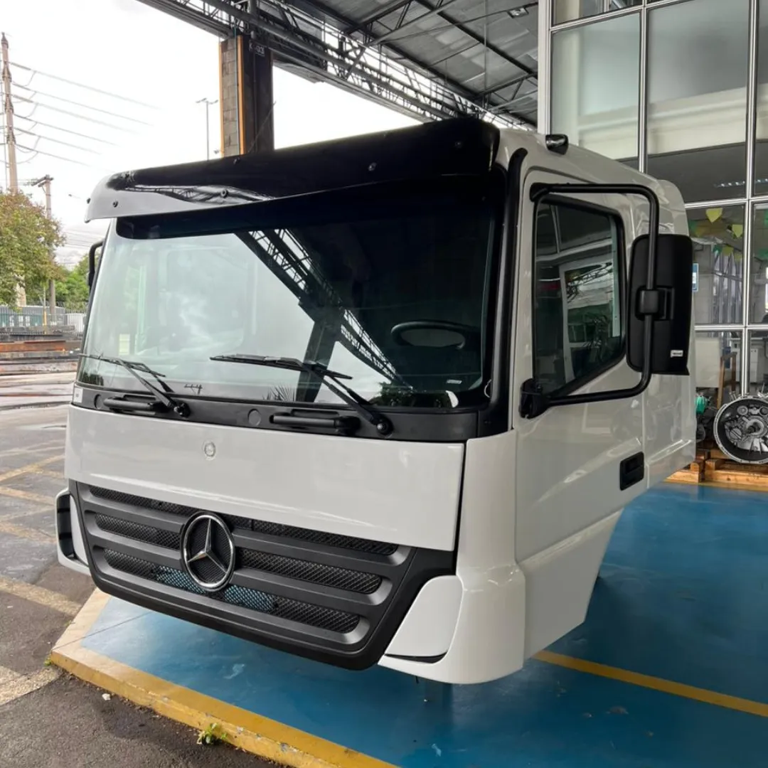 CABINE MB AXOR 2544 4