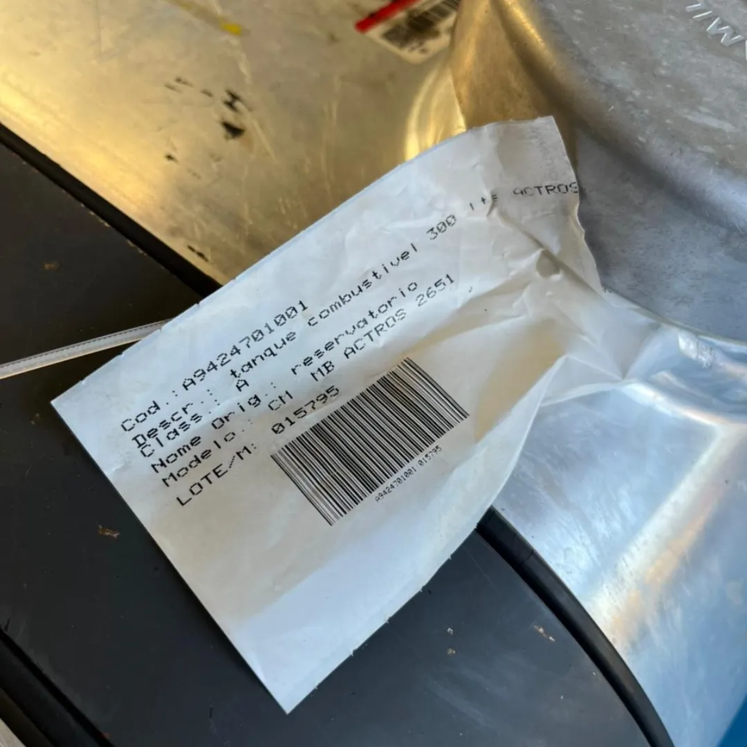 TANQUE COMBUSTIVEL 300 LTS MB ACTROS 2651 6