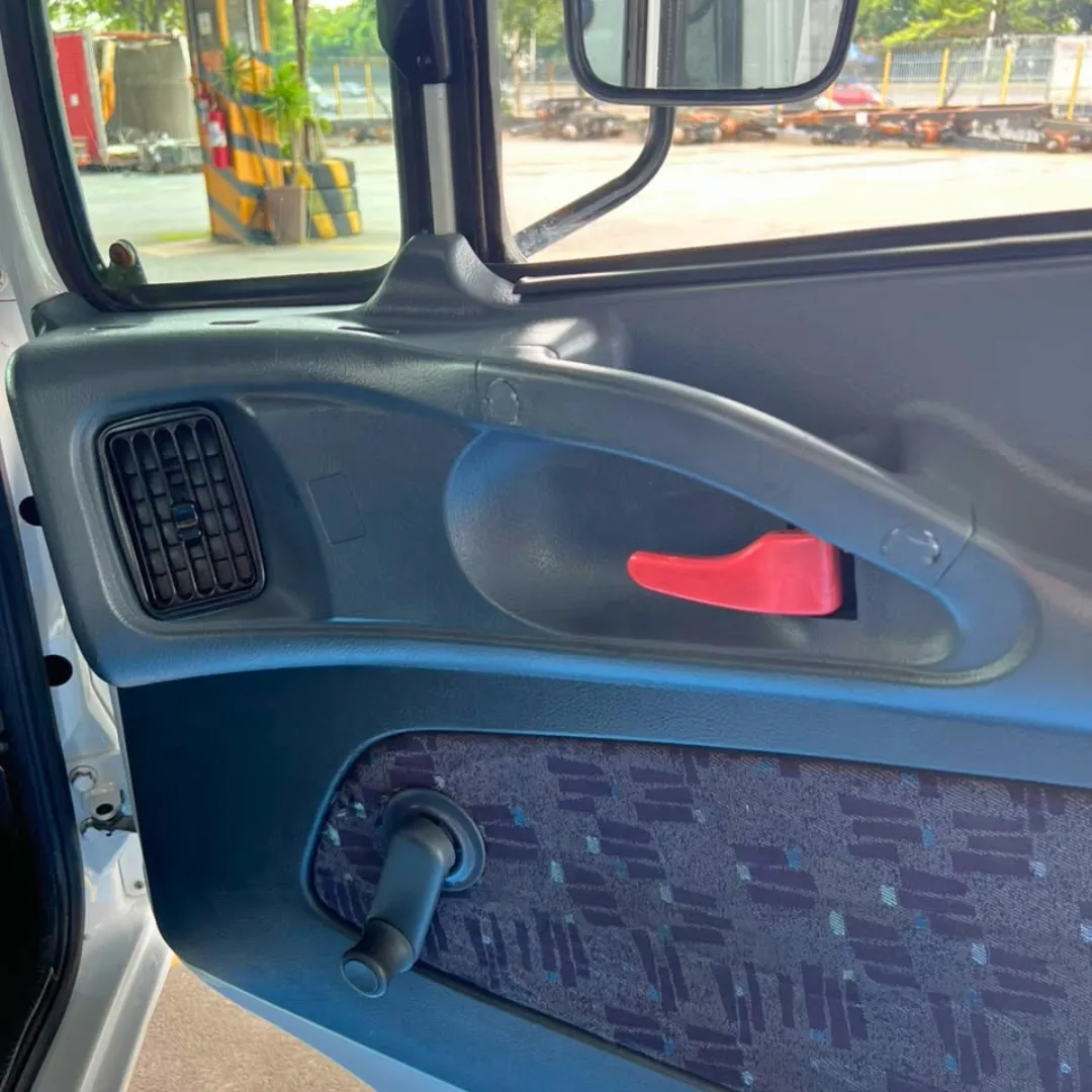 CABINE MB 1620 – ANO 2007 9