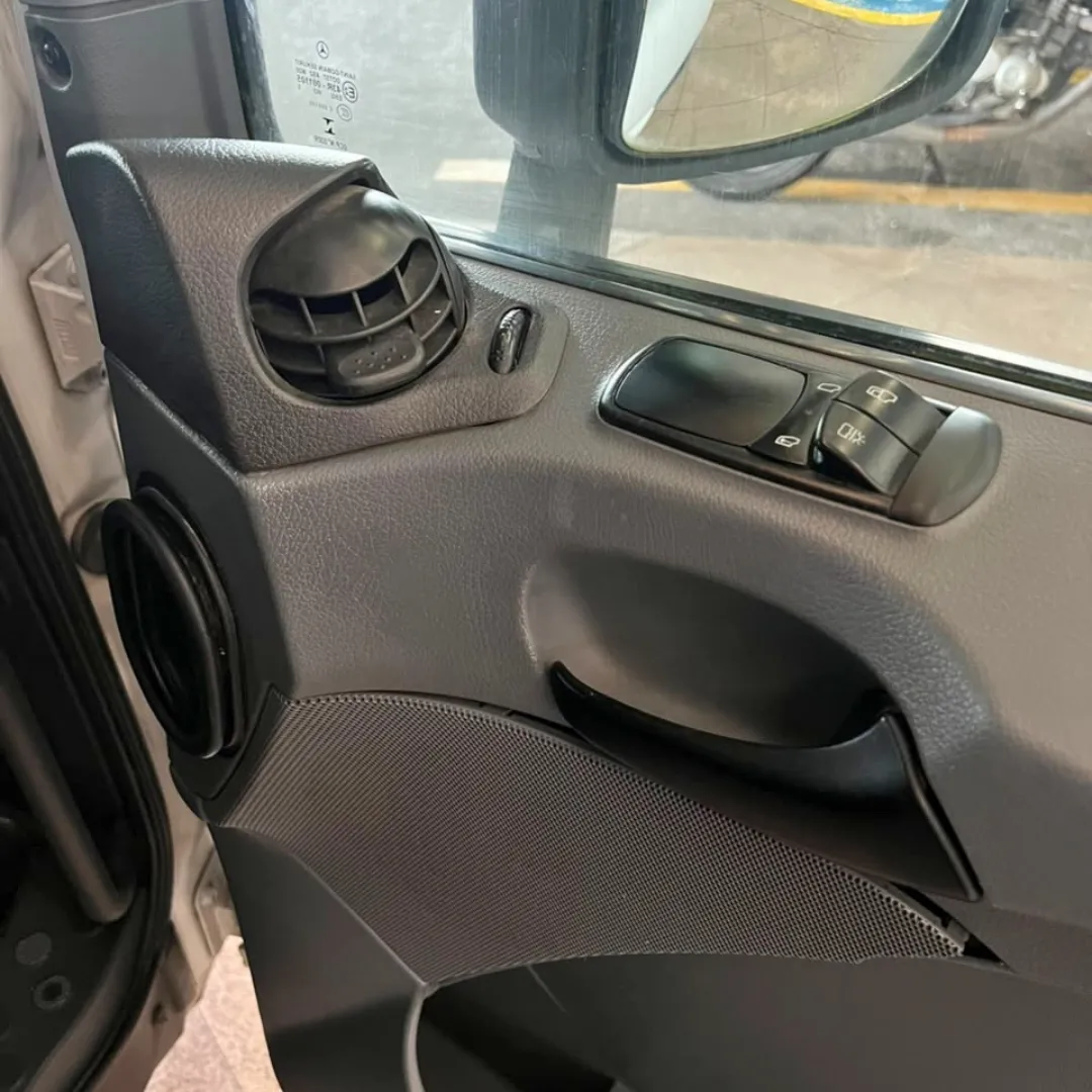 CABINE MB ACTROS 2546LS – ANO 2019 12