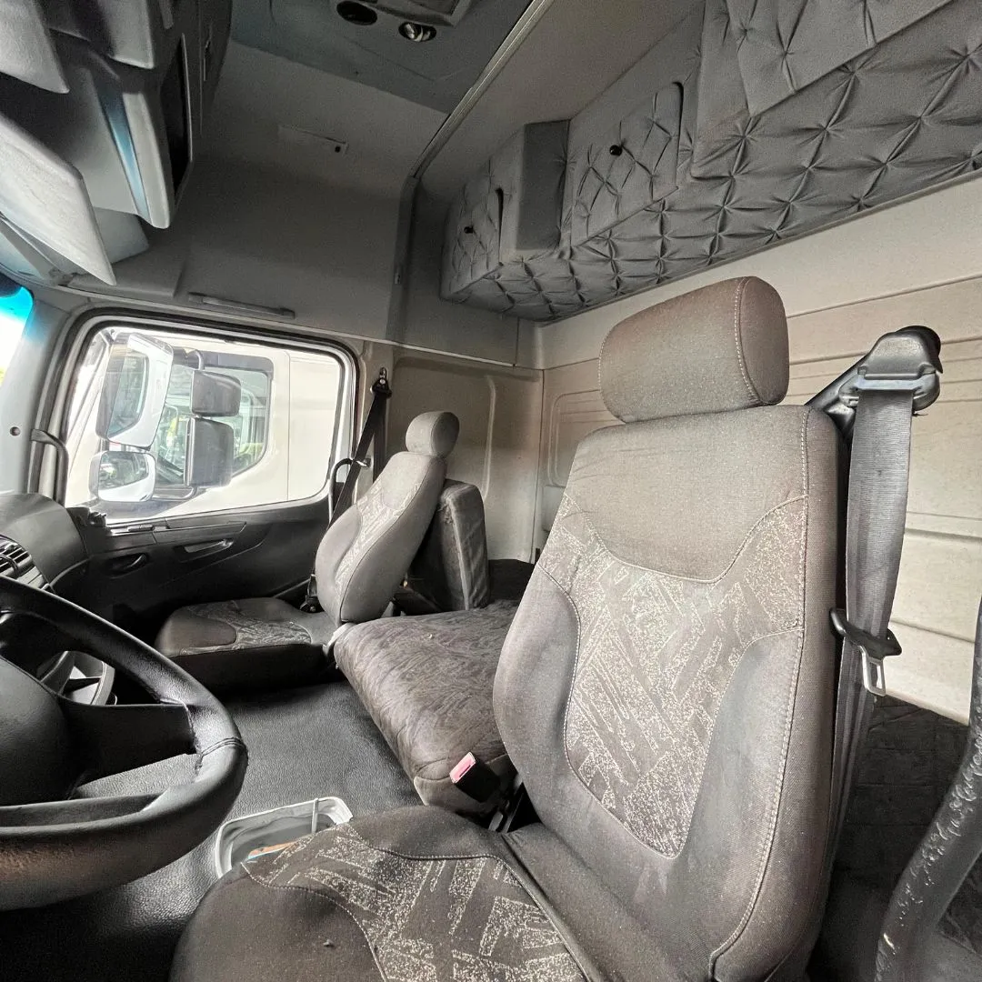 CABINA MB AXOR 2540 7