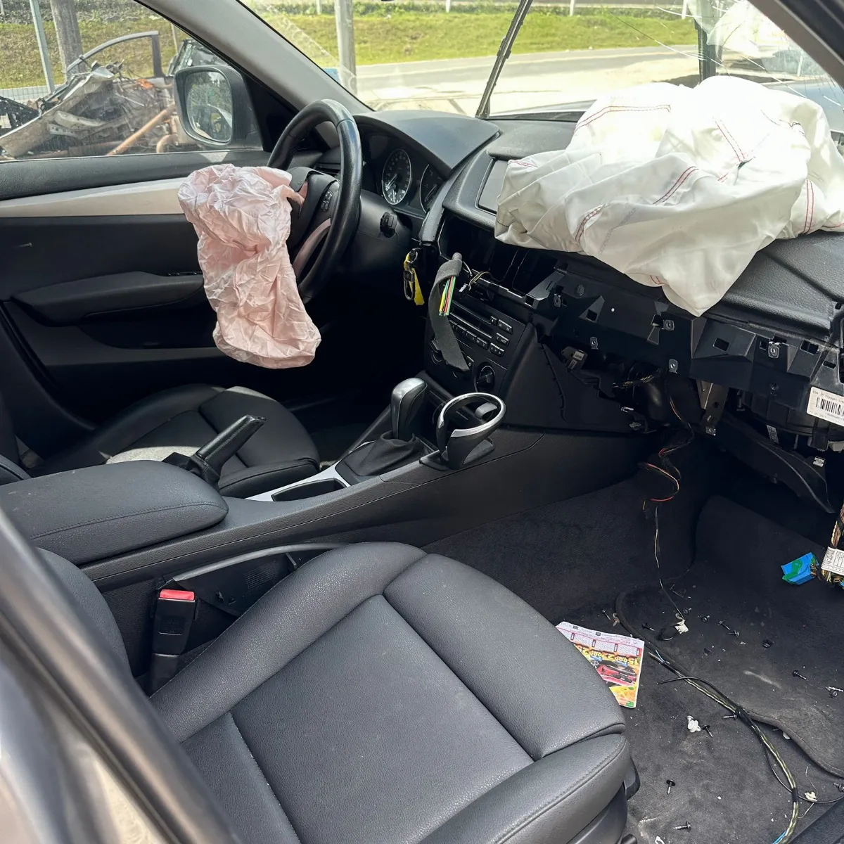 BMW X1 SDRIVE 2.0 N46 2011 – SUCATA PARA RETIRADA DE PEÇAS 9