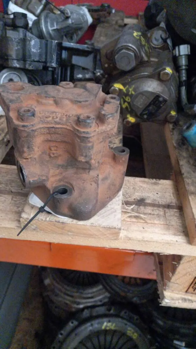 Bomba de Combustível OM 904