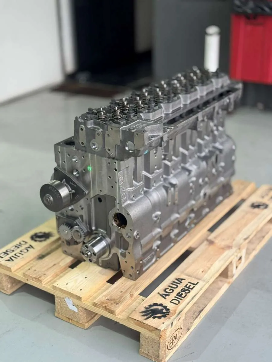 Motor Cummins ISC novo com cabeçote