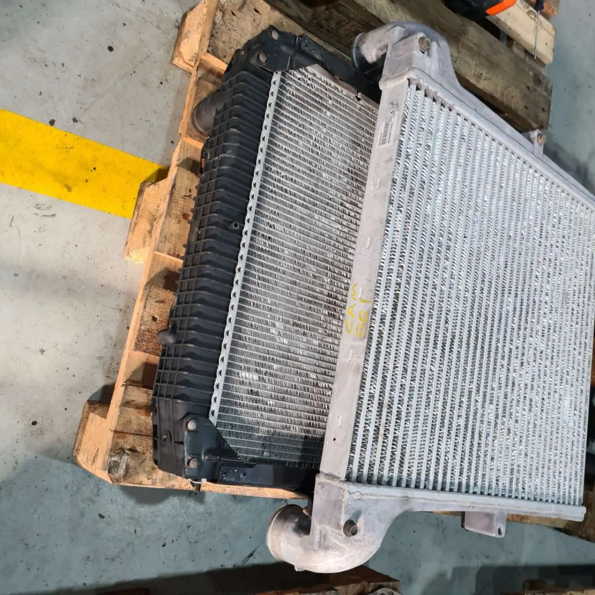 Conjunto de Radiador para Ford Cargo 3