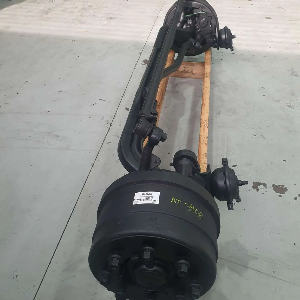 Eixo dianteiro Volkswagen 8 furos 4