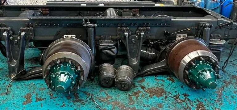 Traseira traçado Scania Bugleve 2