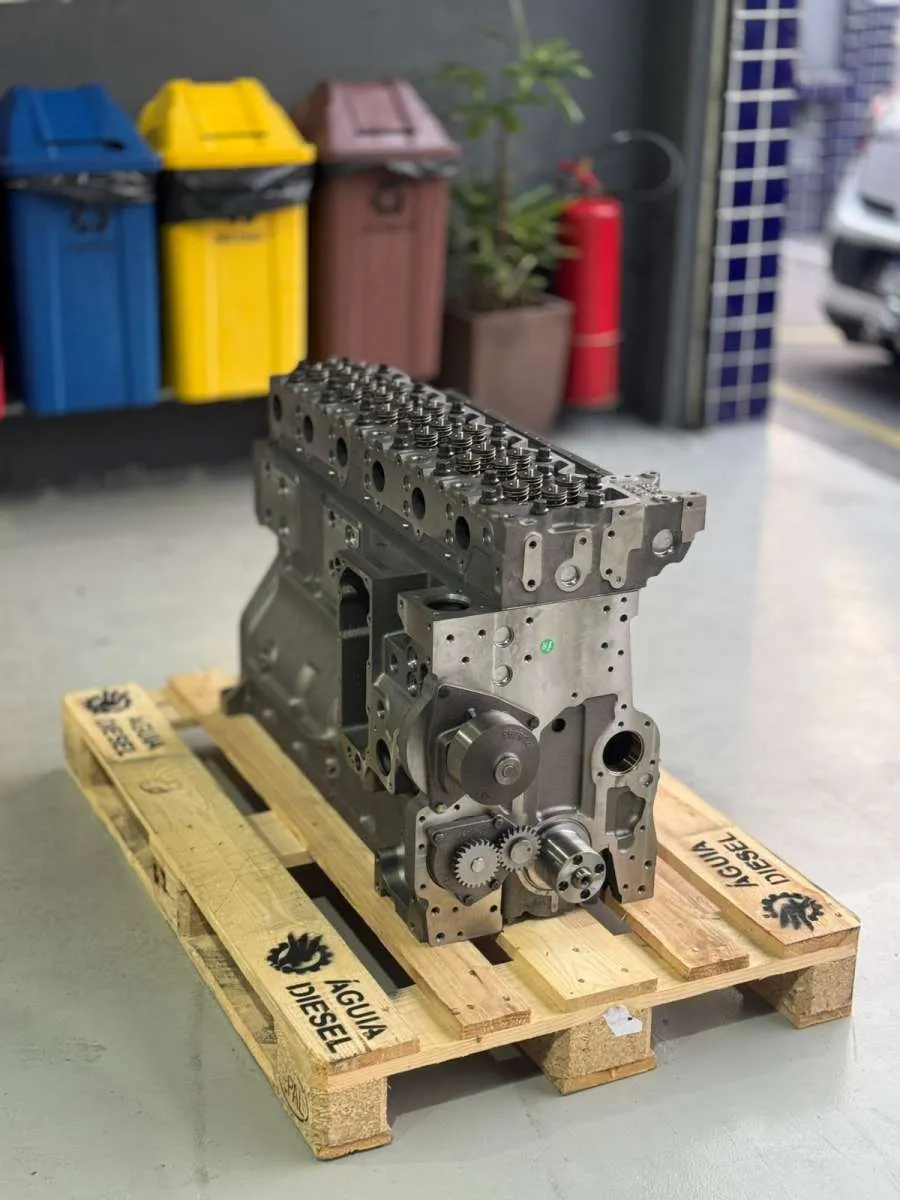 Motor Cummins ISC novo com cabeçote 2