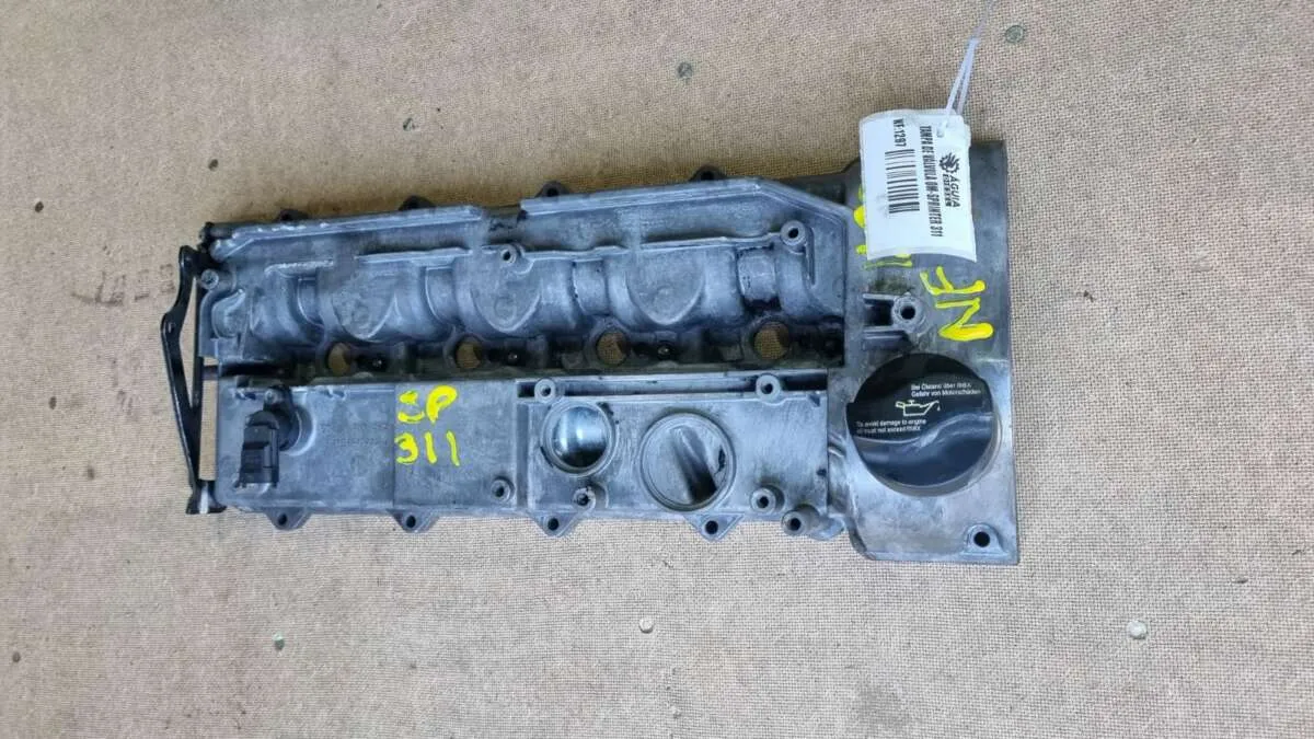 Tampa de Válvula MB Sprinter 311/313 2