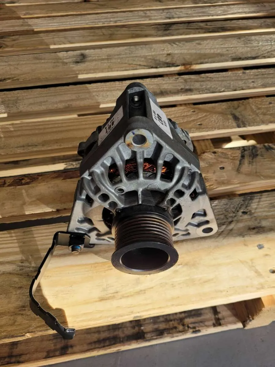 Alternador Motor Cummins ISF 2.8 3