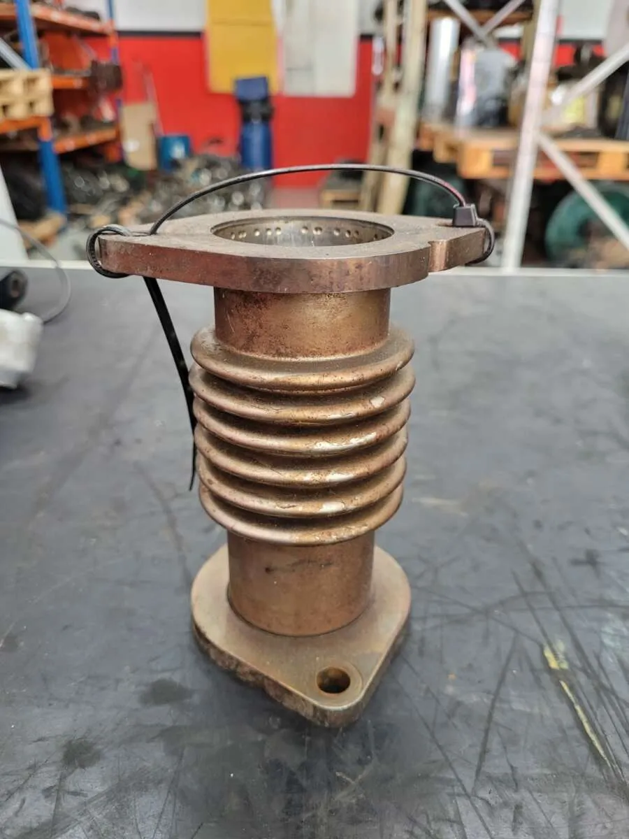 Tubo sanfonado da válvula EGR MAN