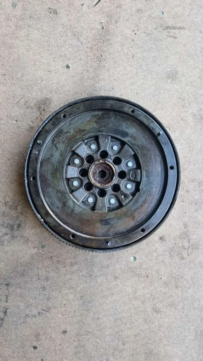 Volante do Motor MB Sprinter 311/313 4