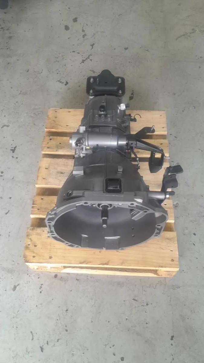 Câmbio 6 marchas HR 16v | |  Câmbio 6 marchas Kia Bongo K2500 16v