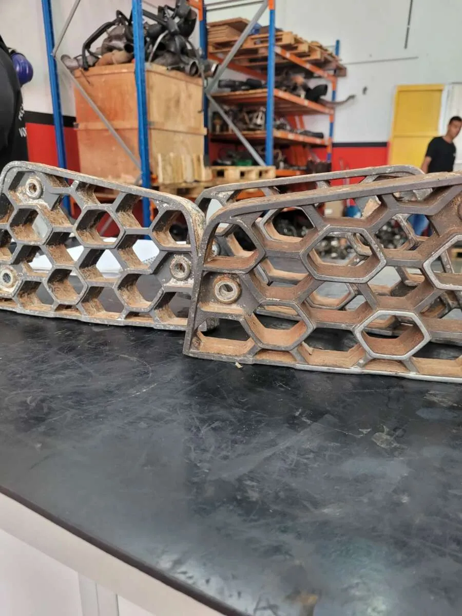 Estribo Ford Cargo 3