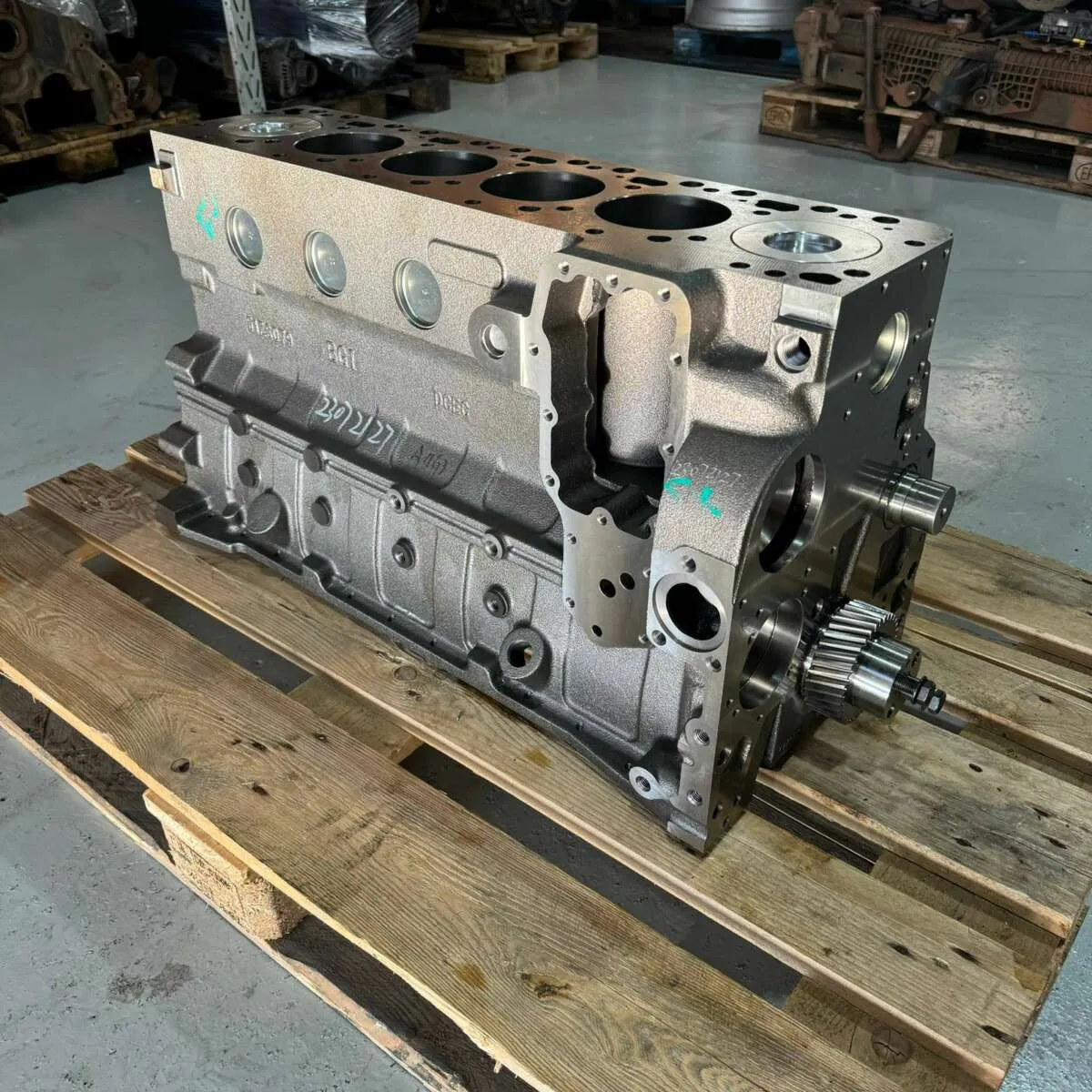 Motor Cummins Série B –  6bt sem cabeçote 8