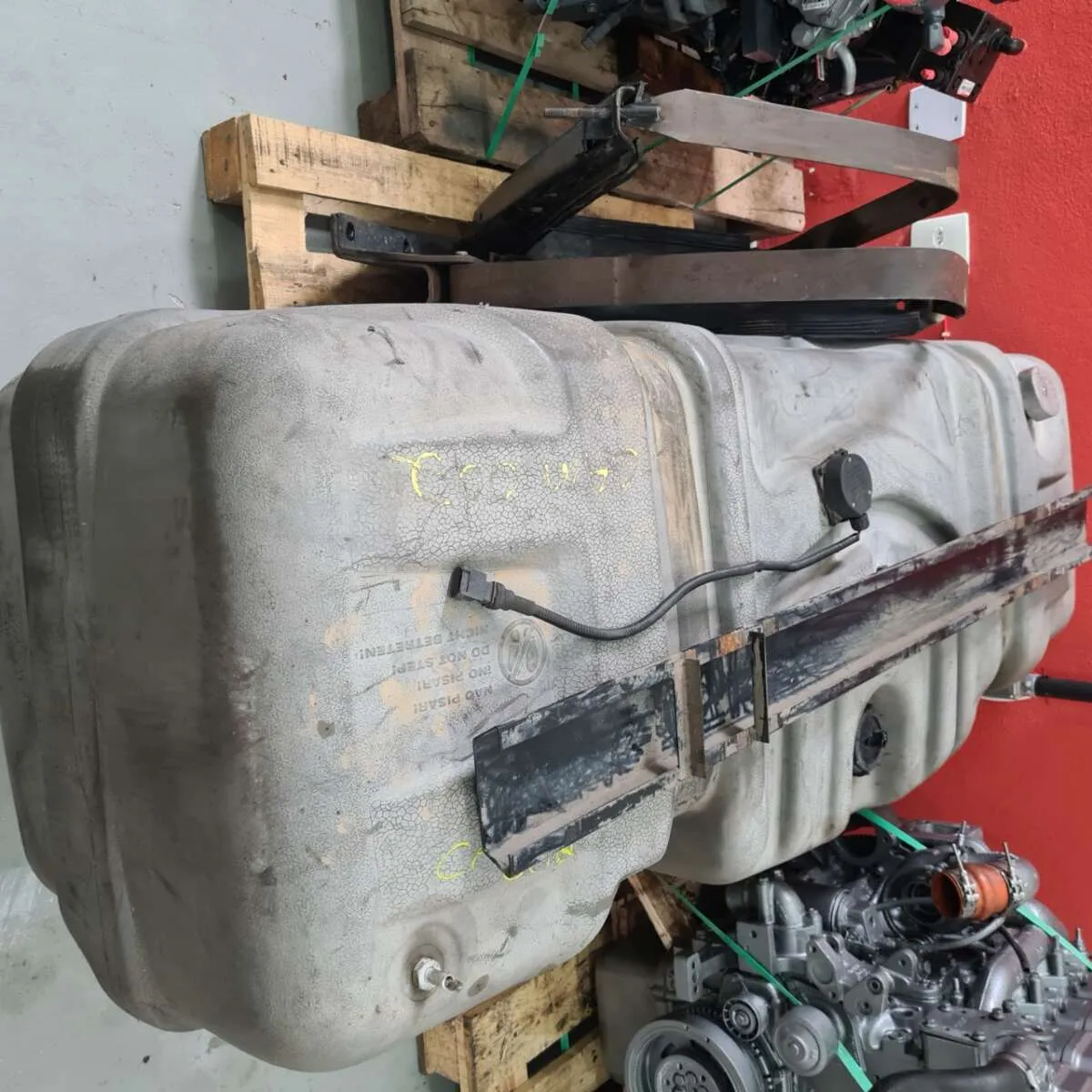 Tanque de Combustível MB 600 Litros