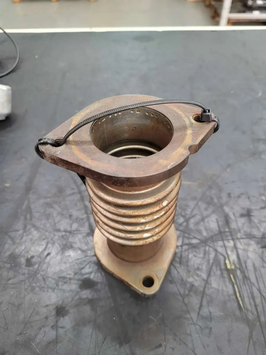 Tubo sanfonado da válvula EGR MAN 3