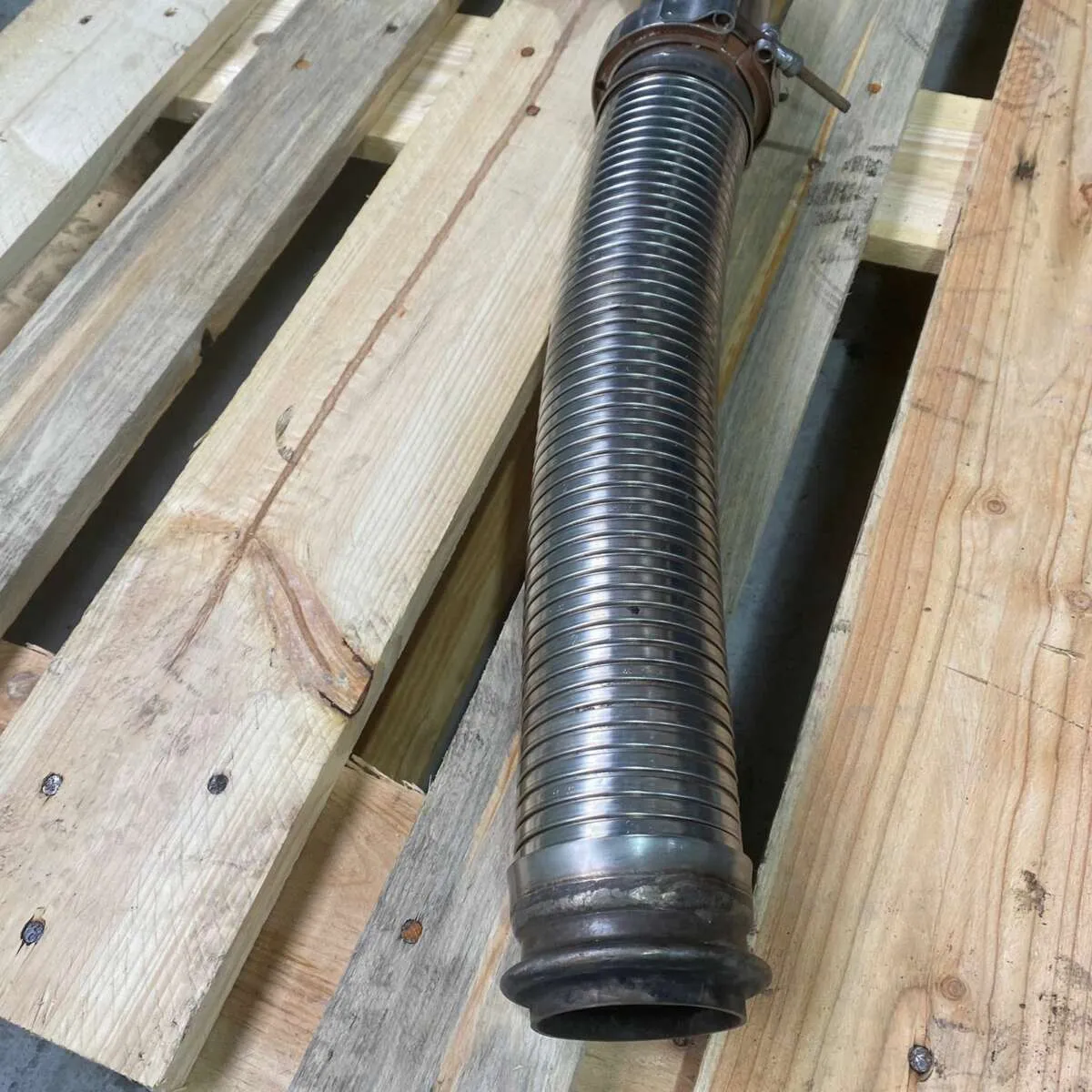 SaÍda do Escapamento MAN 3