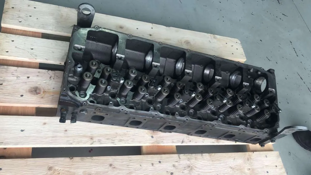 Cabeçote motor Iveco Cursor 8