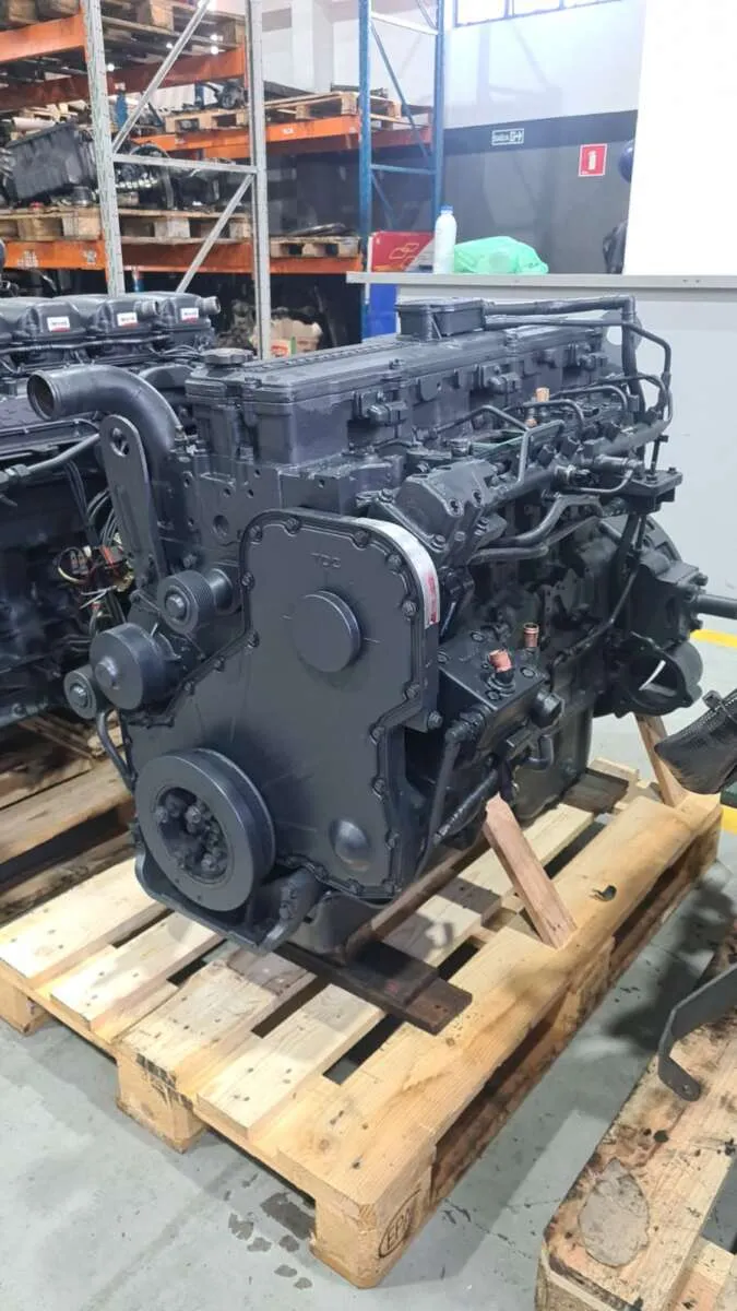 Motor Cummins ISC 320