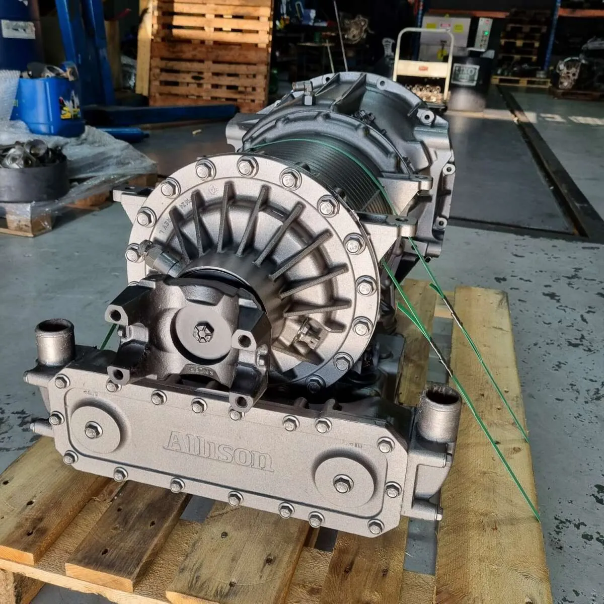 Câmbio Allison MAN – Automático 8