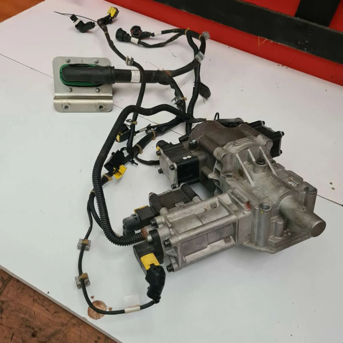 Trambulador com chicote  Cambio Eaton 9AS 2