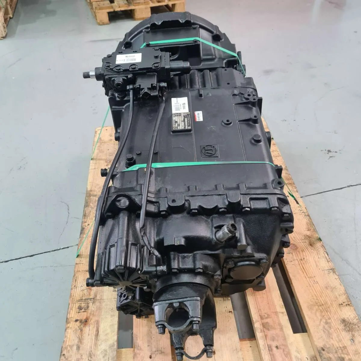 Câmbio ZF 16S-1650 3