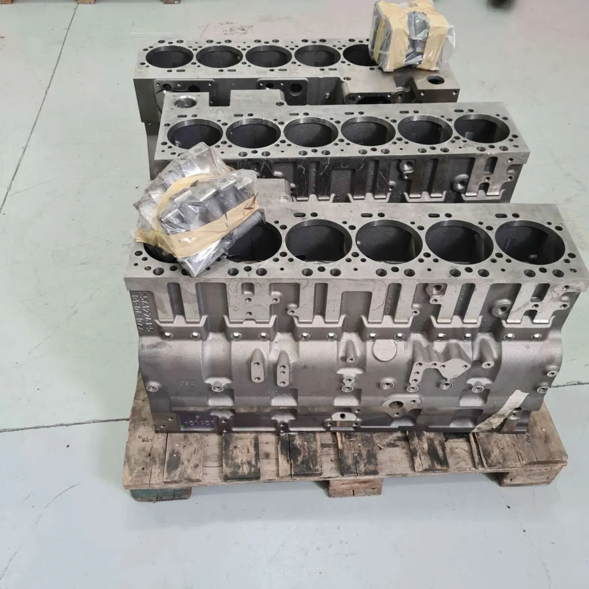 BLOCO DO MOTOR CUMMINS ISL/ISC 2