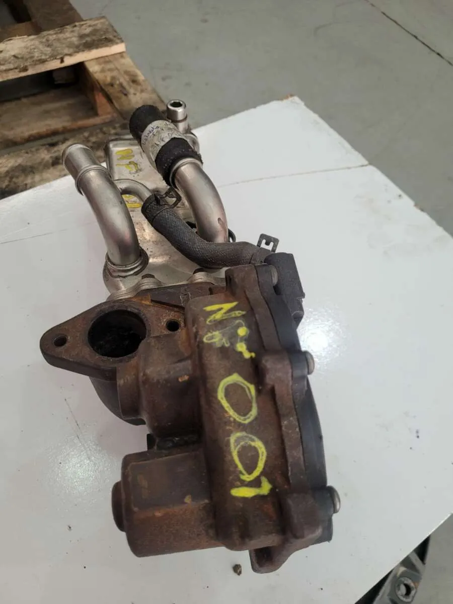 Válvula de escape ISF 2.8