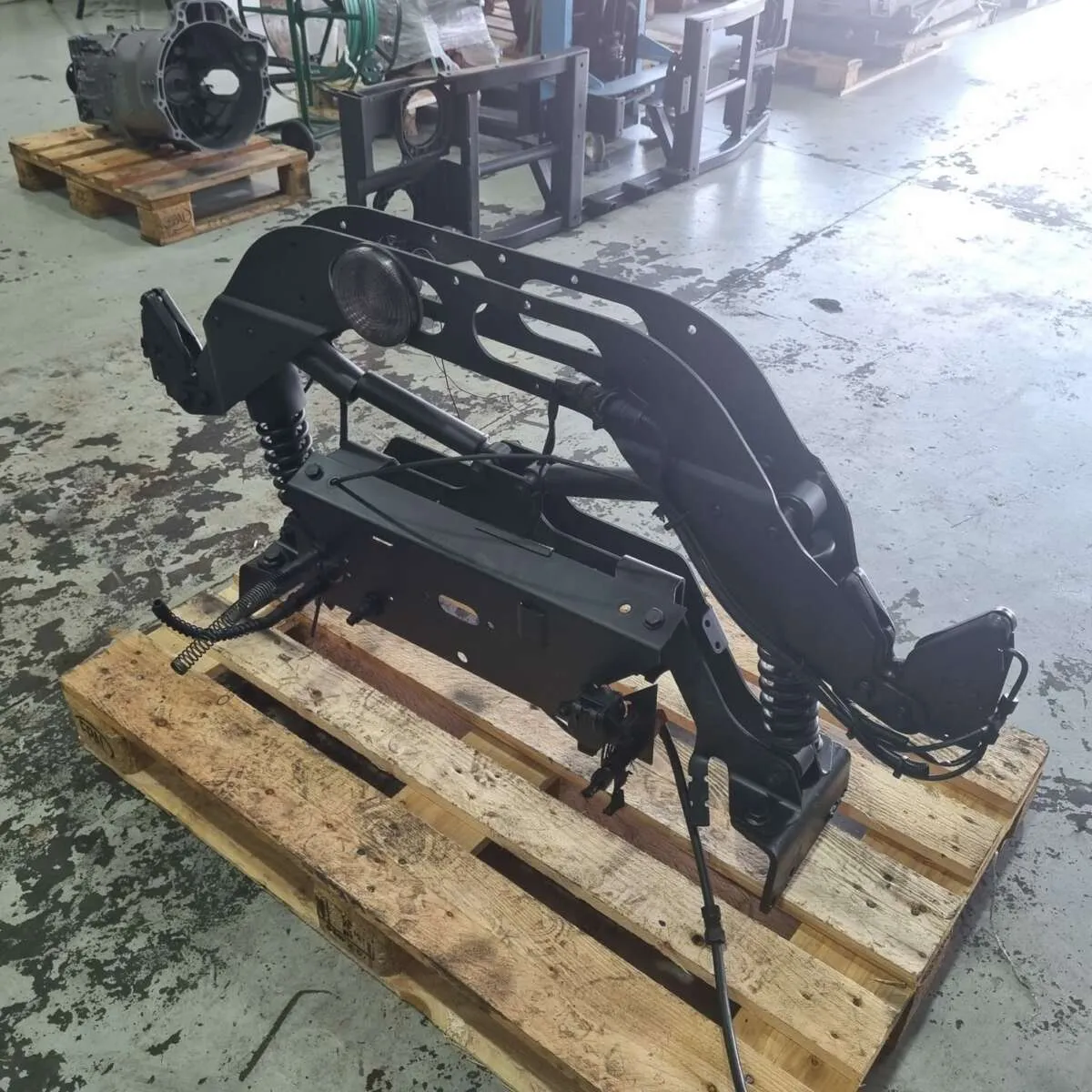 Suporte traseiro da Cabine do Axor 1933 2