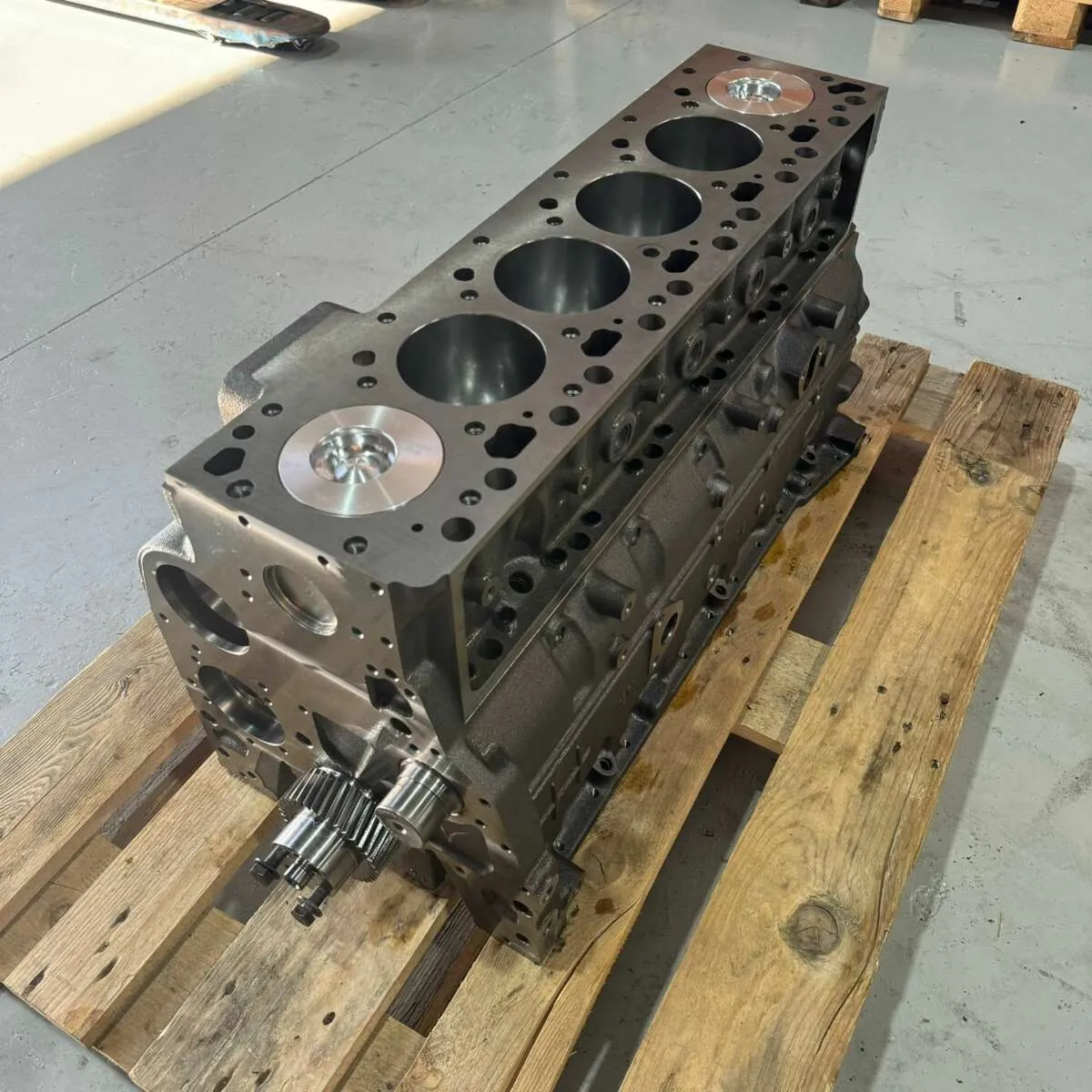 Motor Cummins Série B –  6bt sem cabeçote 4