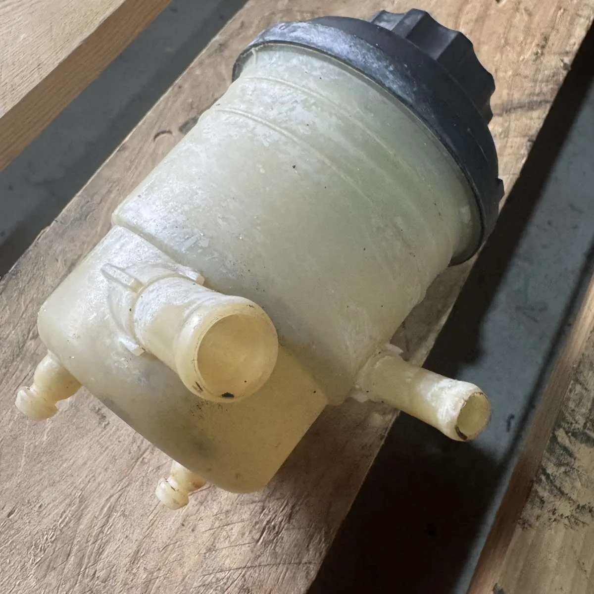 Reservatorio direção hidraulica HR 16v 3