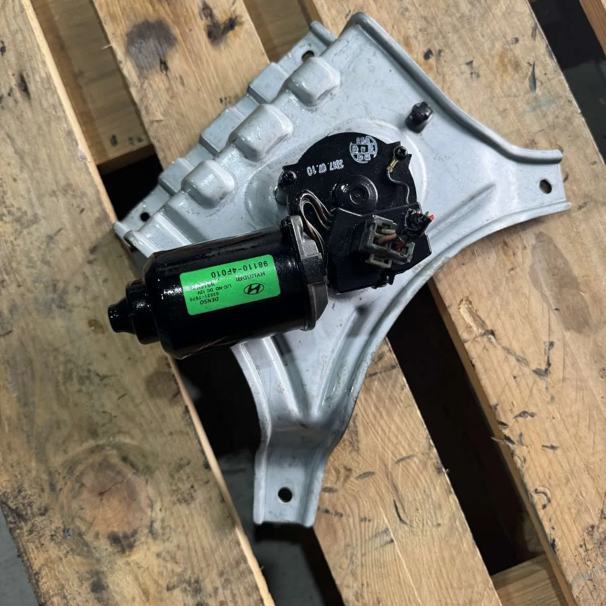 Maquina do limpador de para-brisa HR 16v