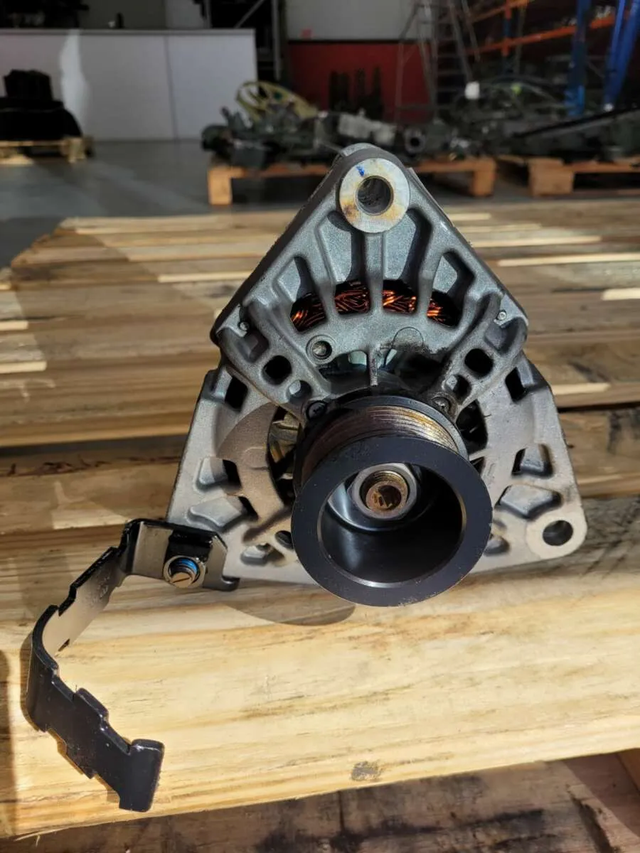 Alternador Motor Cummins ISF 2.8