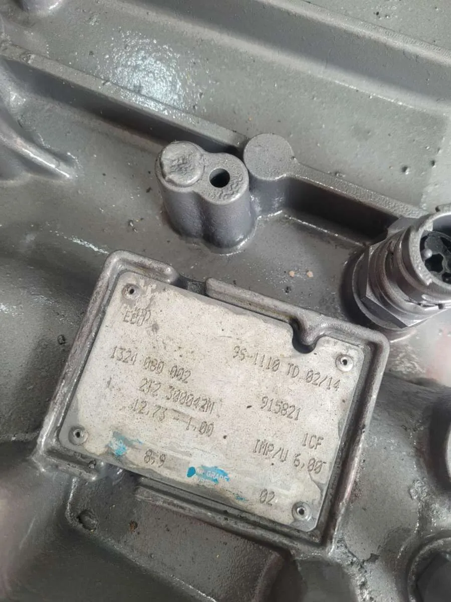 Câmbio ZF ECOMID 9S-1110 TD 4