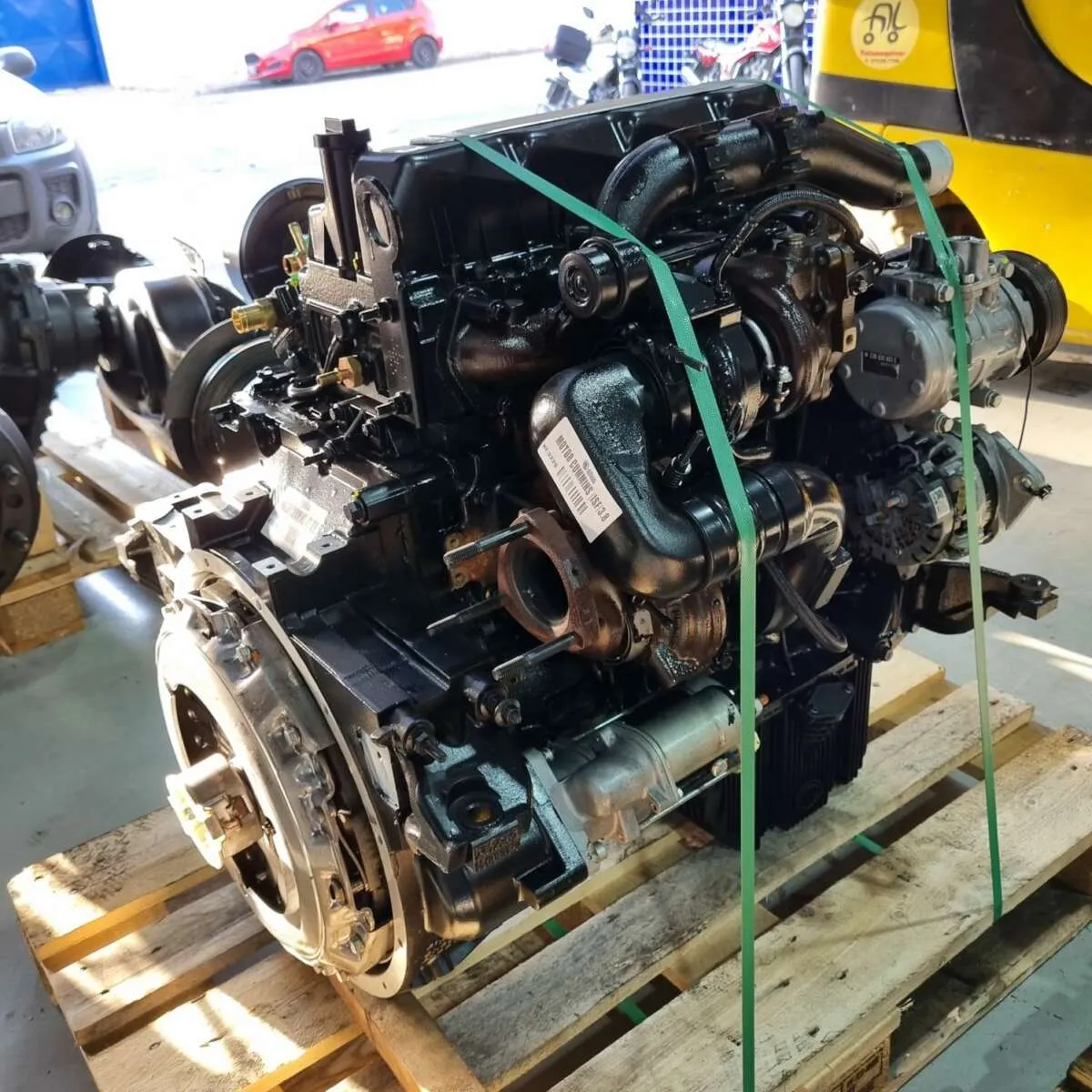 Motor Cummins ISF 3.8 Ano 2023 4