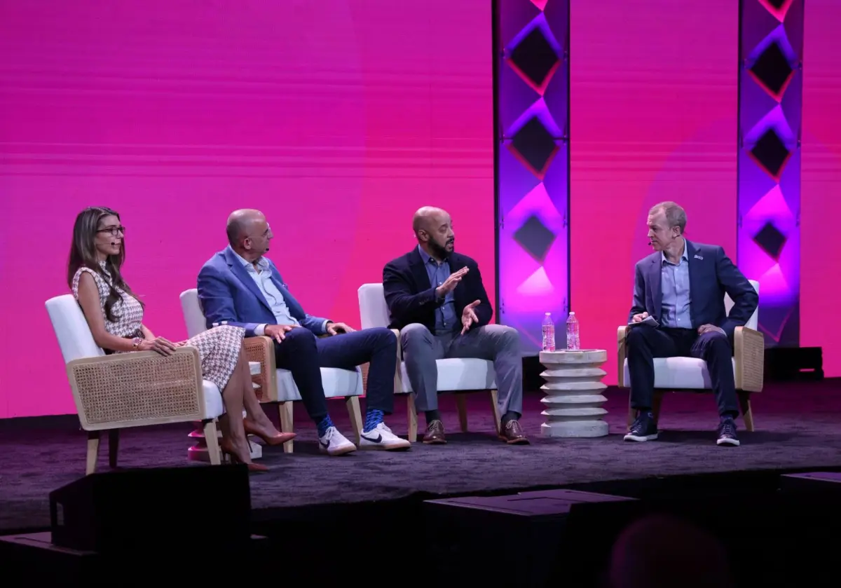 Leading from the front: How revenue leaders at PayPal, Wayfair, and Twilio drive transformational…