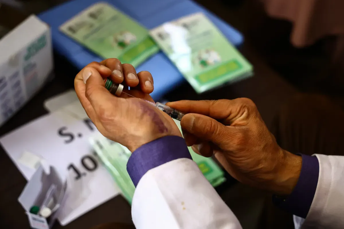 PharmEasy, once valued at over $5 billion, seeks new funding at a 90% valuation cut | TechCrunch
