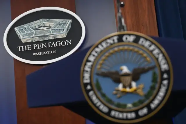 Senators say US military is failing to secure its phones from foreign spies