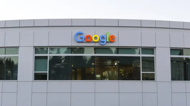 Lawmakers call on Amazon and Google to reconsider domain fronting ban