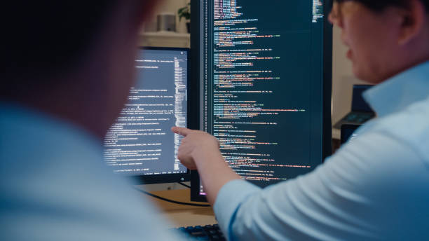 What are common challenges faced in IT contracting for network infrastructure?