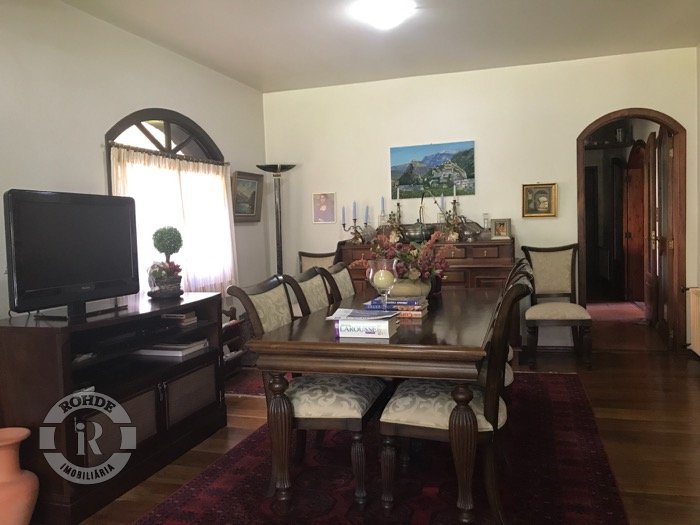 4 - Casa De 3 Dormitórios Em Canela em canelaLaje de Pedra