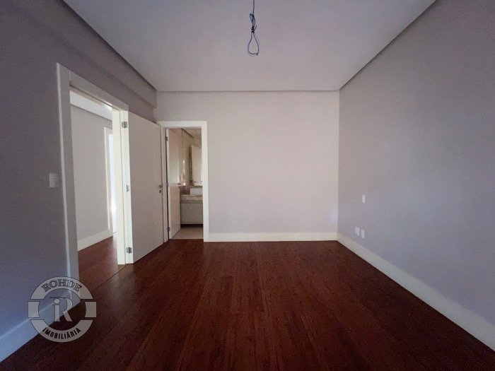 Foto 18 - Apartamento De 3 Dormitórios Em Gramado em Gramado, bairro CENTRO
