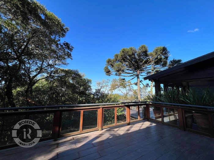 2 - Apartamento De 3 Dormitórios Em Gramado em gramadoCENTRO