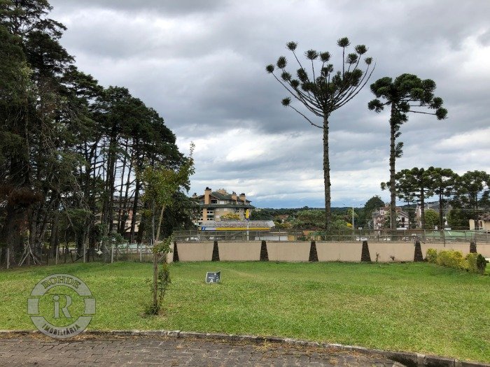 3 - Casa De 4 Dormitórios Em Canela em canelaAltos Pinheiros