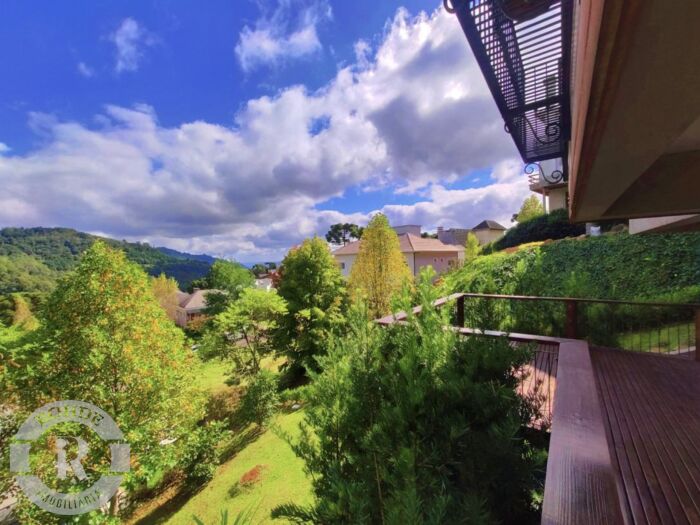 Foto 6 - Casa De 3 Dormitórios Em Gramado em Gramado, bairro Alphaville