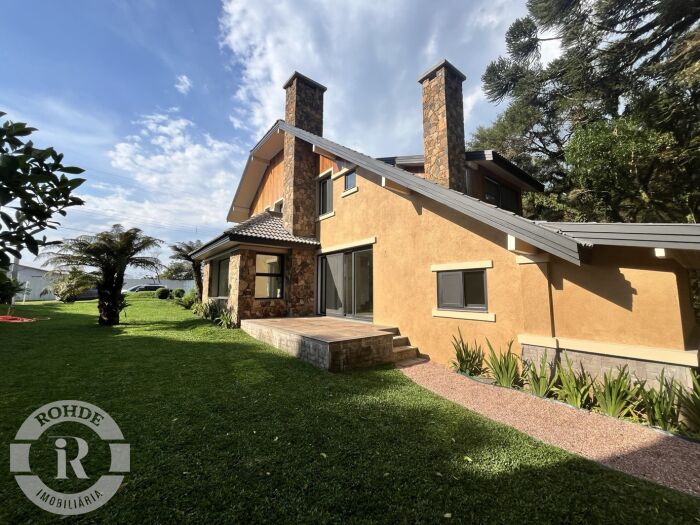 Foto 5 - Casa De 4 Dormitórios Em Canela em Canela, bairro Laje de Pedra