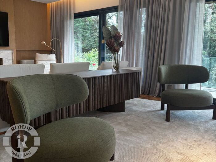 Foto 6 - Apartamento De 4 Dormitórios Em Gramado em Gramado, bairro Planalto