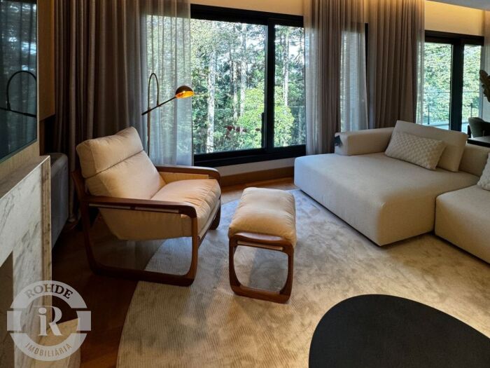 2 - Apartamento De 4 Dormitórios Em Gramado em gramadoPlanalto